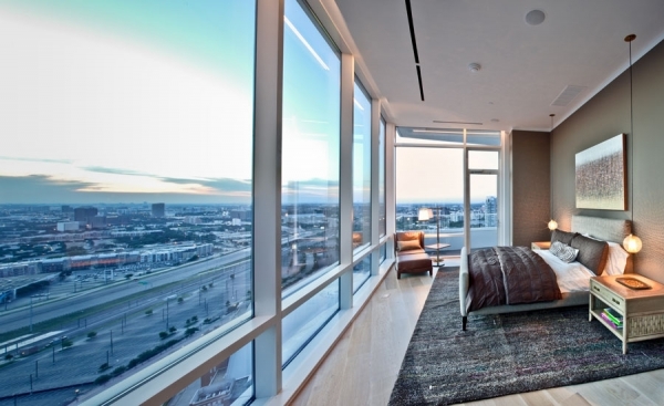 Photograph Terry Wier High Rise Bed Room on One Eyeland